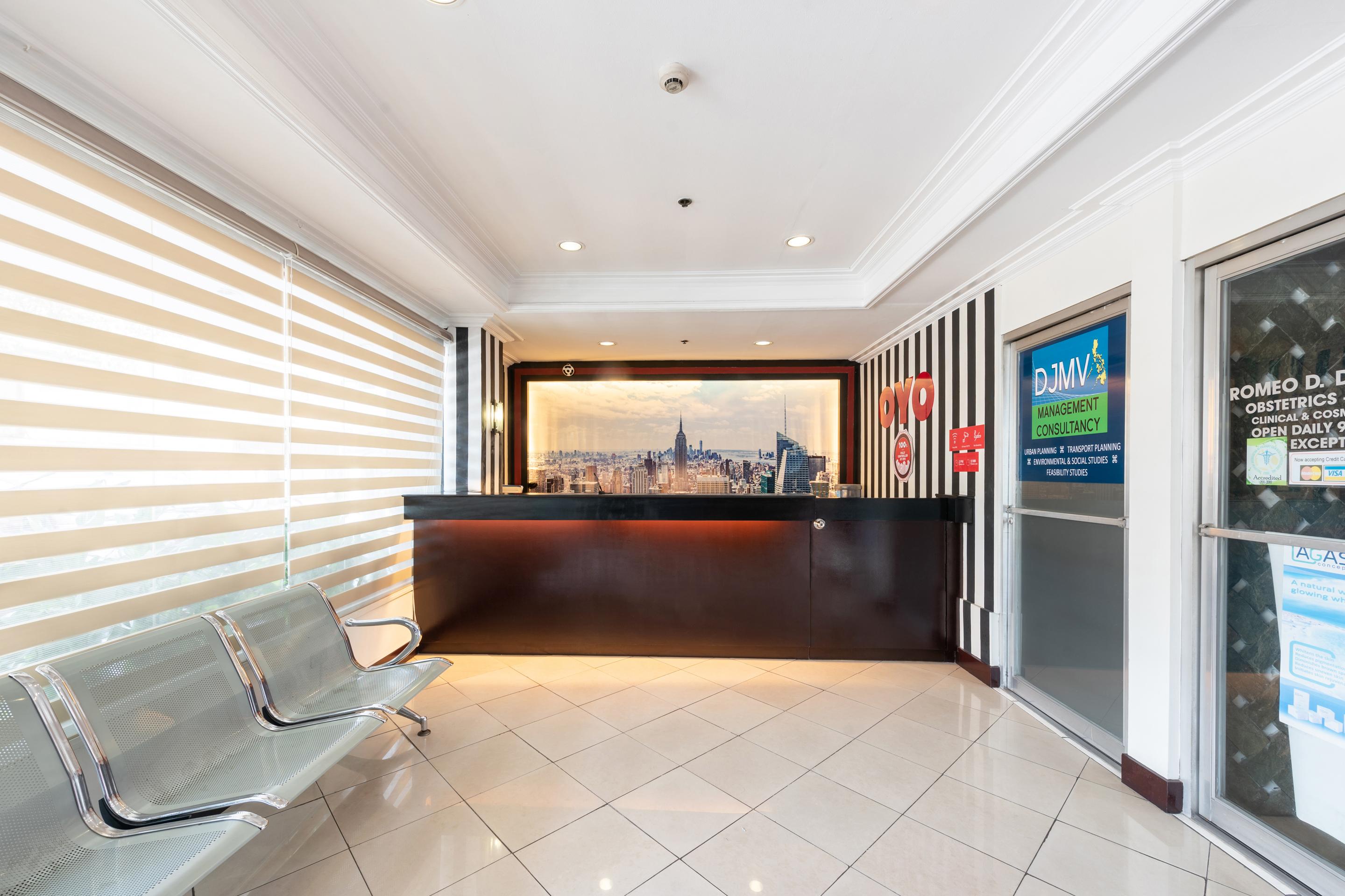Oyo 115 Northridge Mansions Hotell Quezon City Exteriör bild