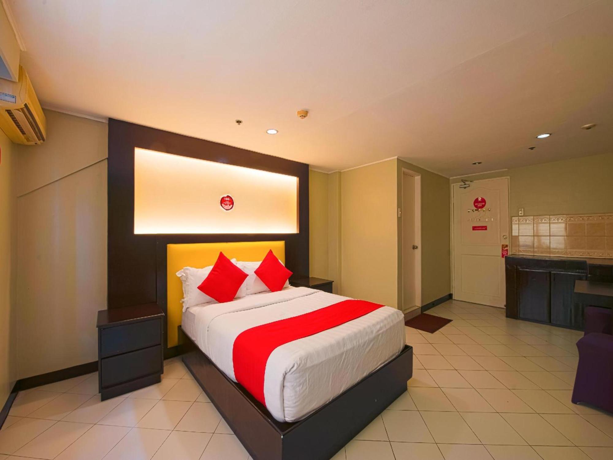 Oyo 115 Northridge Mansions Hotell Quezon City Exteriör bild
