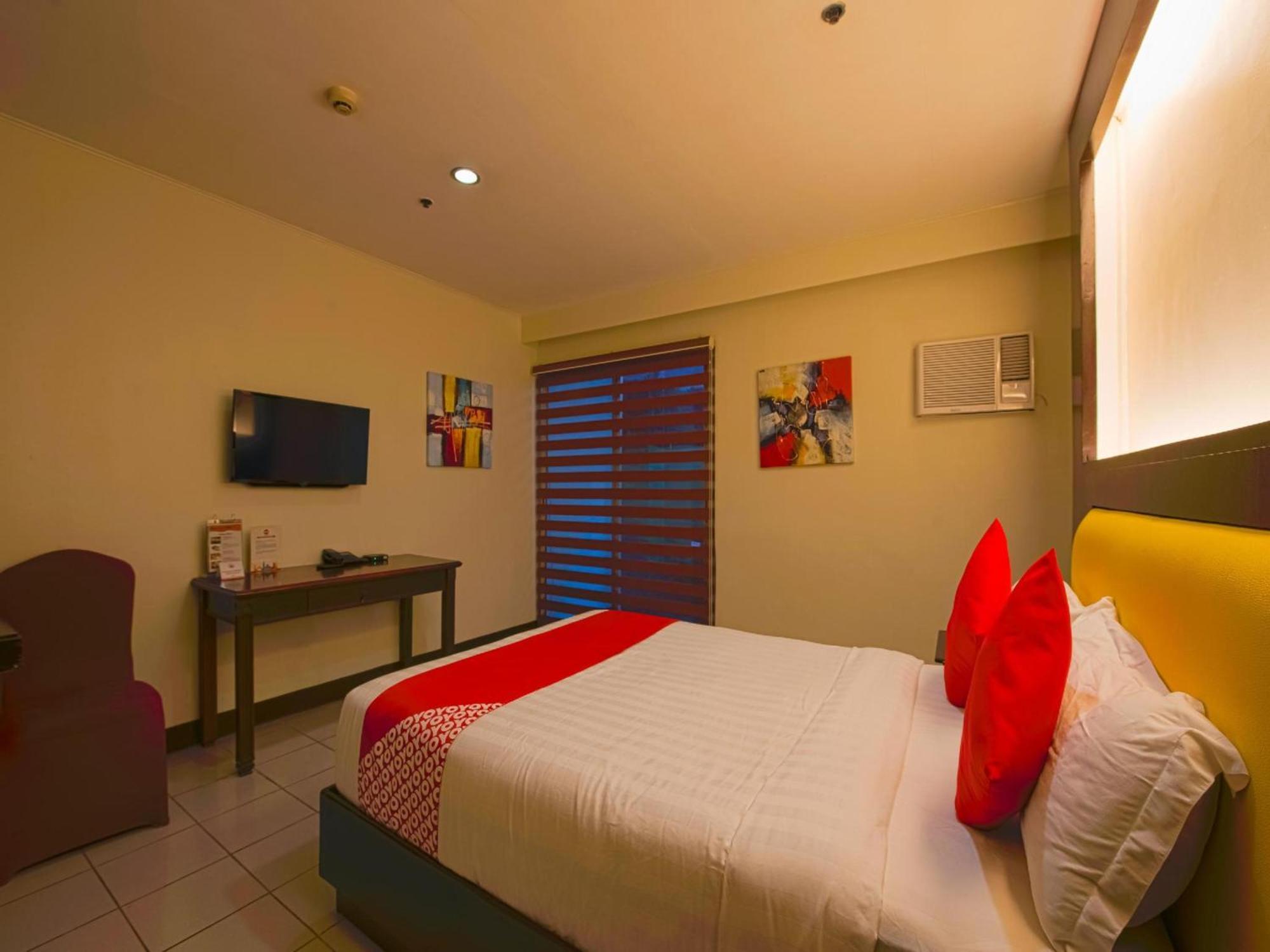 Oyo 115 Northridge Mansions Hotell Quezon City Exteriör bild