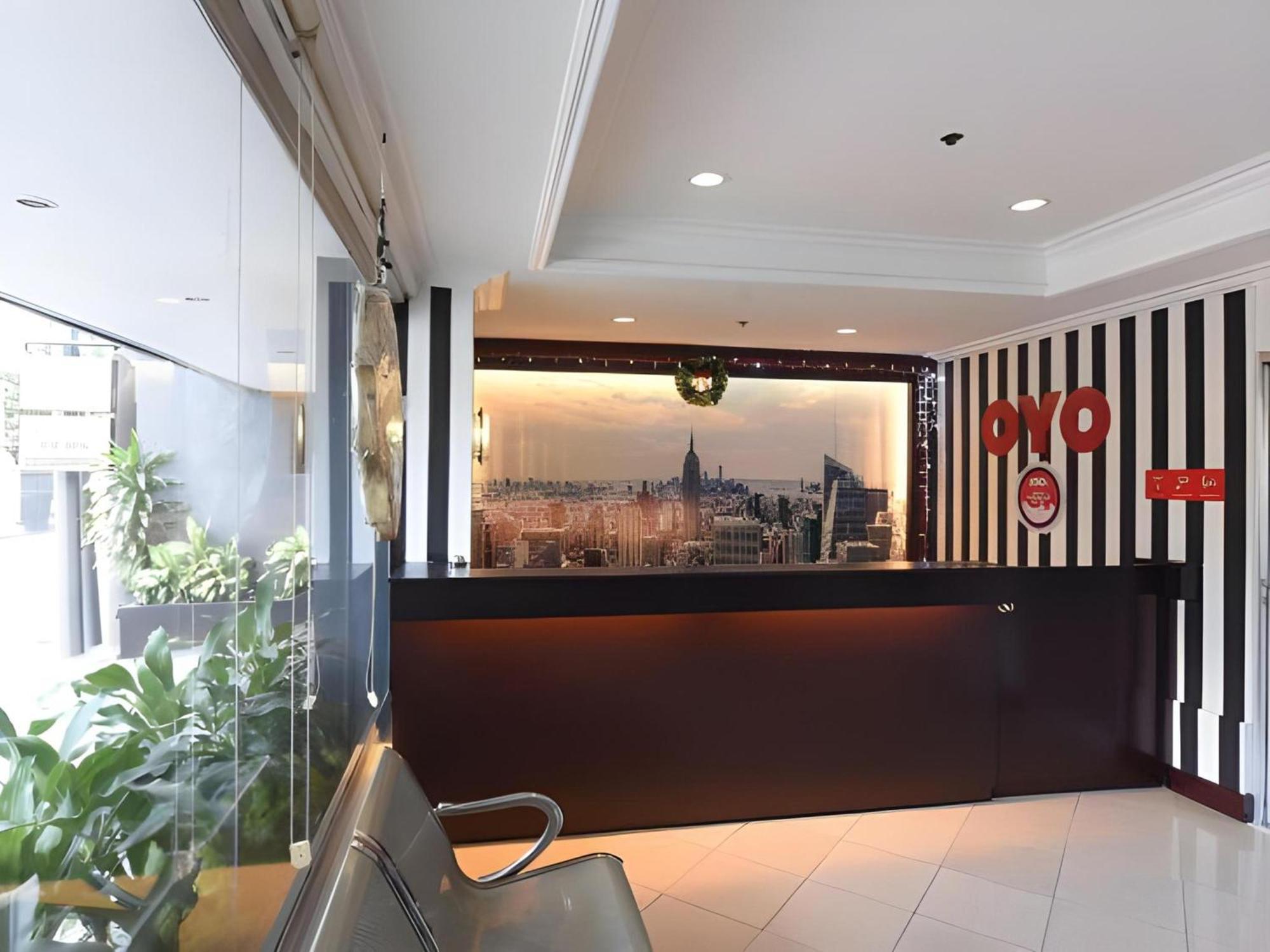 Oyo 115 Northridge Mansions Hotell Quezon City Exteriör bild