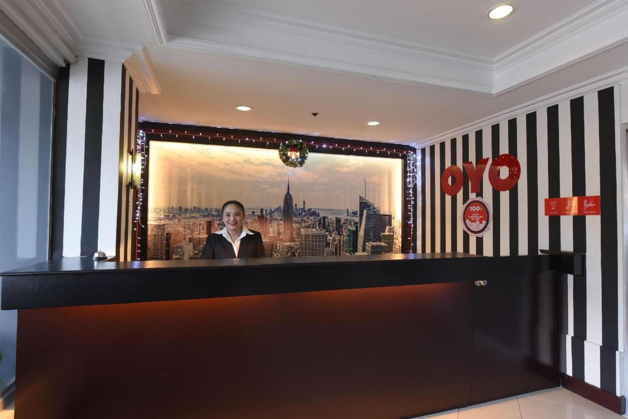 Oyo 115 Northridge Mansions Hotell Quezon City Exteriör bild