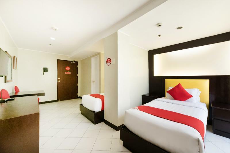 Oyo 115 Northridge Mansions Hotell Quezon City Exteriör bild